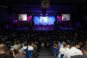 Justin Fletcher Live